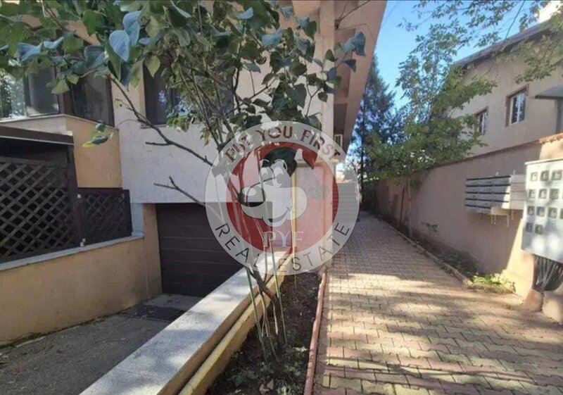 Metrou Jiului | Apartament 3 camere  |  Terasa de 32mp | decomandat | 81mp | B10304